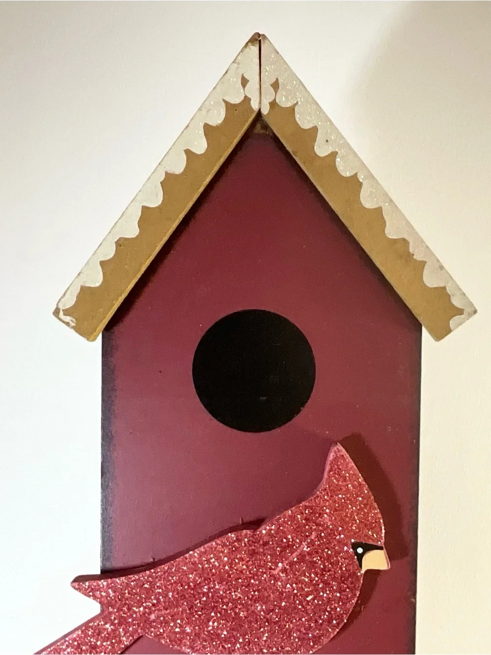 VTG Wooden Welcome Cardinal Birdhouse With Christmas Tree Underneath